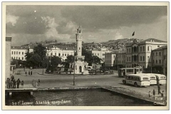 saat_kulesi_ve_valilik_onu_1940